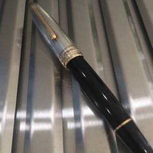 Montblanc SOLITAIRE Doue STERLING SILVER Pen